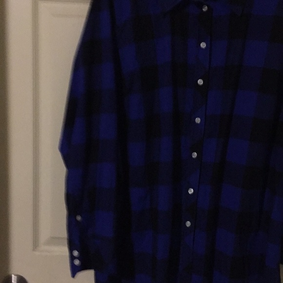Blue and black plaid shirt-3X - Picture 2 of 2